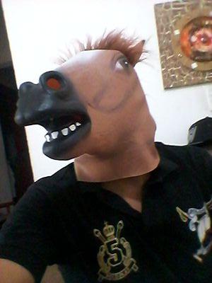 não sou tão feio assim, é que o relogio do ben 10 travou no monstro!
https://t.co/Ls7Zoc53AI