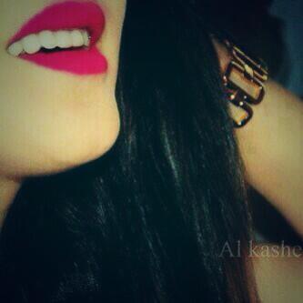 ‏‏‏أبيك تـفهم أني عليك اغار حتى
بسمتك لغيري تحرق #اعصآبي