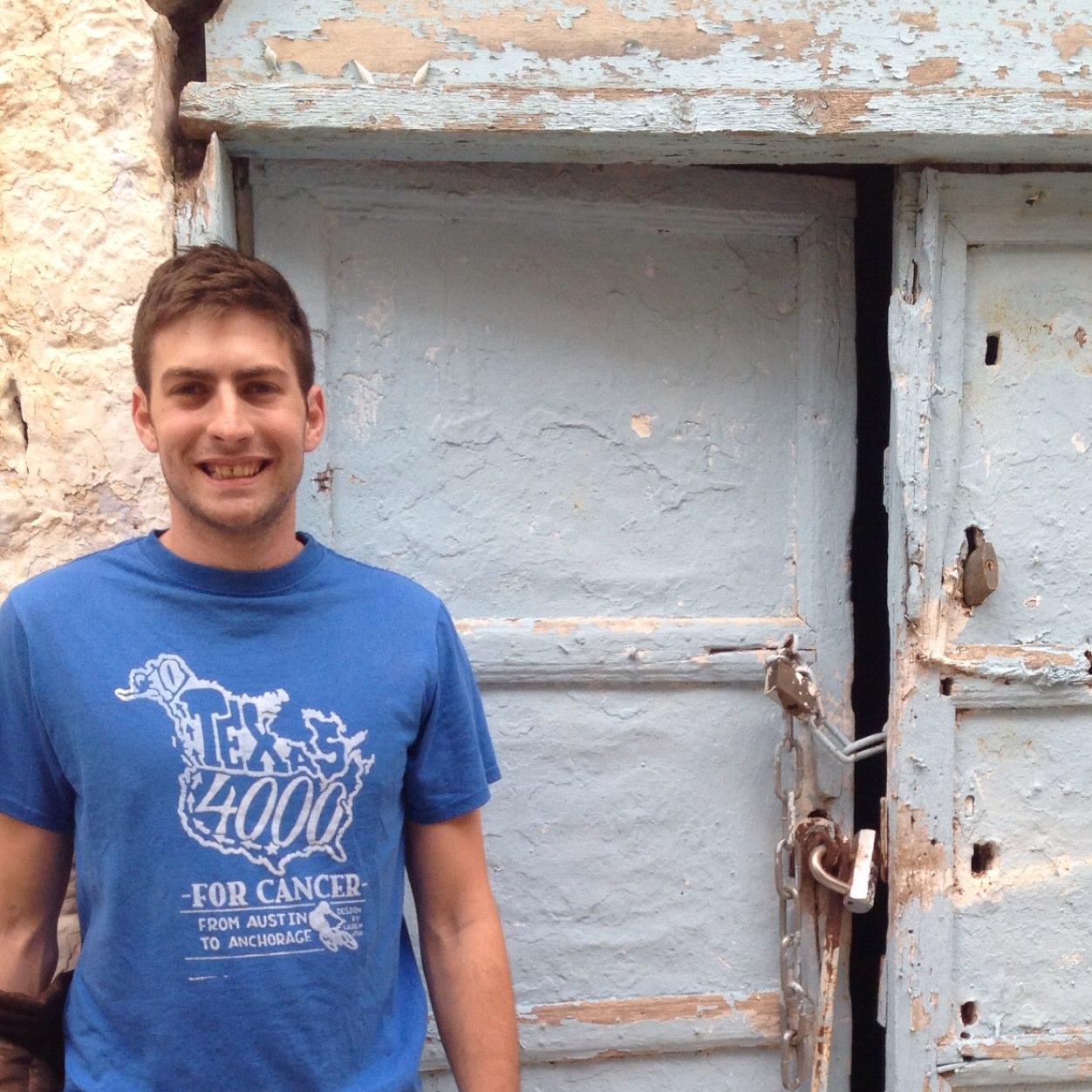 Native Texan, lover of doors, solar energy enthusiast, interested in everything.