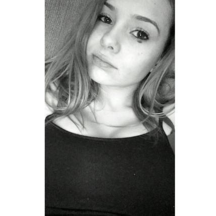 KayleeTarter's profile picture. C-WHATTT ???