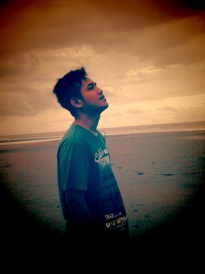 SMA As-Syufiah || Lahir 08 Januari 1996 || @Novii_Oktariina