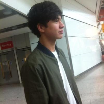 don't follow account follow @hemmoftboca instead I follow back. ily and I hope your sunshine follows you
