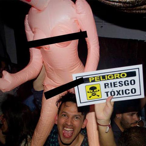 Las mejores fiestas y yo, Lucy, la mejor anfitriona que podrás tener en una noche que sera difícil de olvidar.