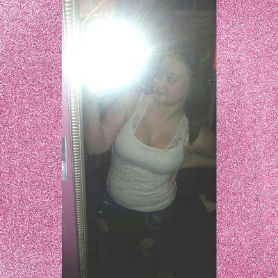 Im 17 until Nov. 4th, I work at Sonic, & Go to JALC! ♡
