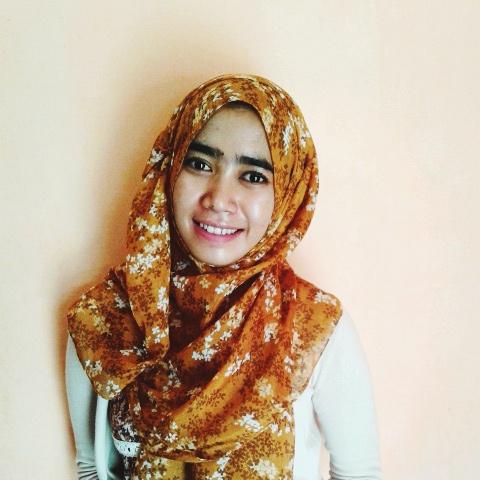 Economy Management UB '11 // I'm sensitive, I overthink of every little thing, and I aware everything around me :)
