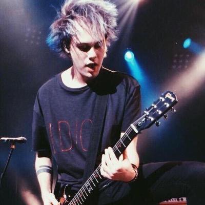 I just want a timeline the same as Michael Clifford's | @satelitestyles