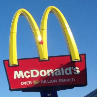 WOOOOBAT's profile picture. Follow @hyfrnaomi for DMs to 12/12 + more