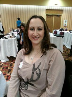 mnhockeychic's profile picture. 