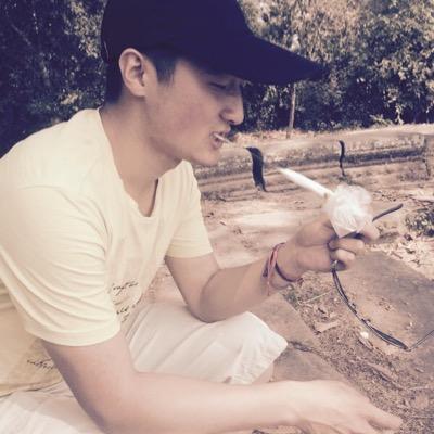 我是一个很爱旅游的人，大家来云南有事情可以问我哦 I very like travel u can ask me everything about China and especail Yunnan Province welcome