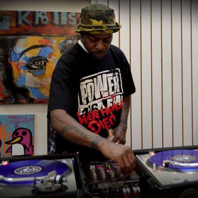 Producer/DJ for Soup Kitchen Music/SKDJ's. Jack Of All Trades.. Master Of Some.. Master Builder..