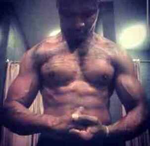 HIT ME ON IG LEOTAYLOR.32