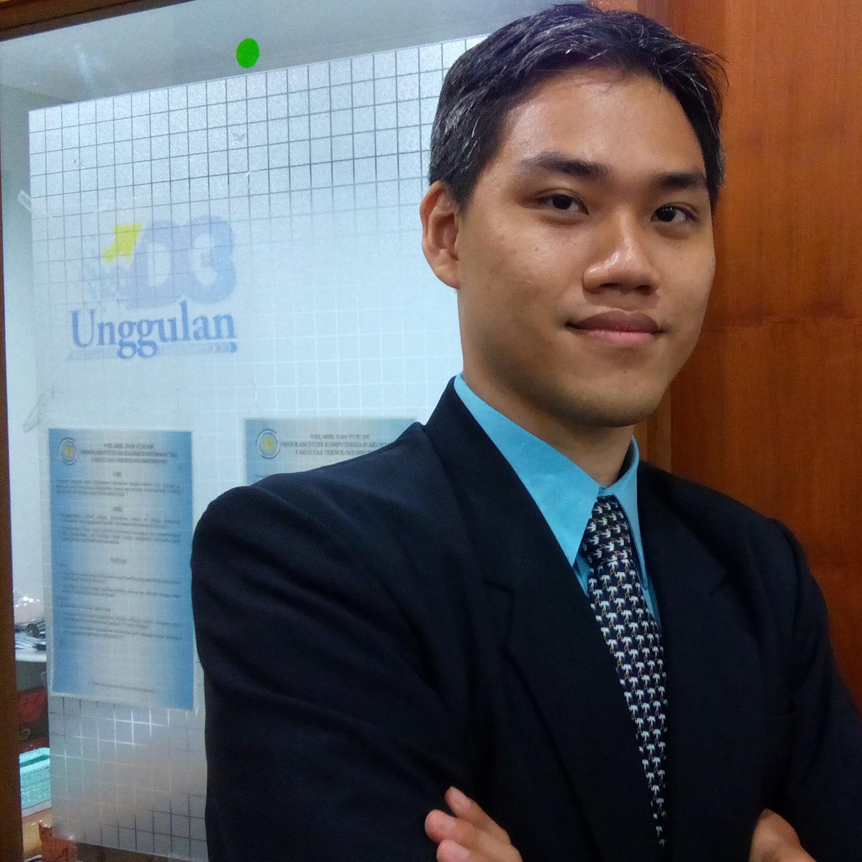 jokochristian's profile picture. May we live a long healthy and prosperous life:)