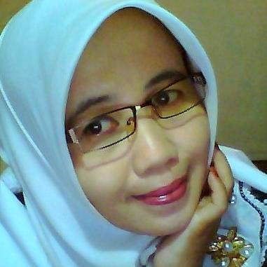 DewiMutika's profile picture. 