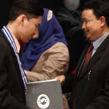 Informatics Engineer, from Bandung with love :v