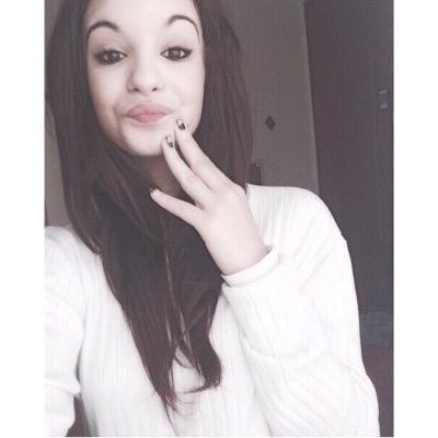 le cicatrici sono il segno che è stata dura,il sorriso è il segno che ce l'ho fatta.✨