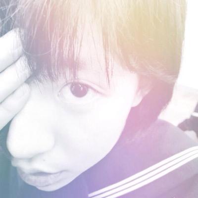 haru_knowmax's profile picture. 東方神起に恋している00line K-pop用アカは@elsol_haru_know
ウザいけど元気が出そうな絵もたまに描くバスケ部赤バッチ