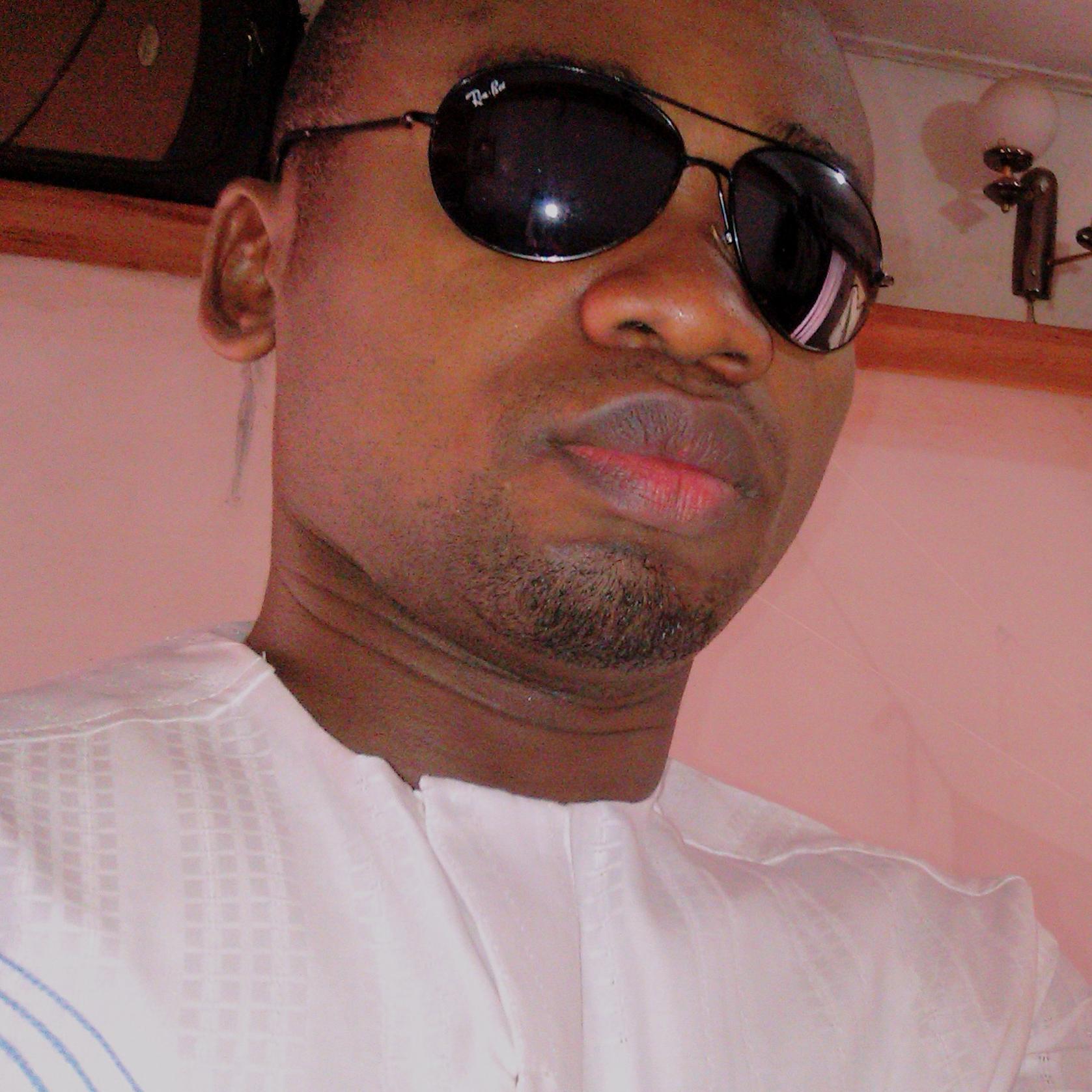 CEO #ITECH GROUP of COMPANY, Financial Analyst and Online Marketing + Mobile Marketing System. ICT/Technology update
