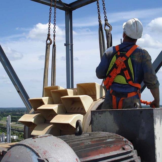SERVICE COMPONENTS AND KNOWLEDGE SUPPLIER
FOR THE BULK HANDLING AND PROCESS INDUSTRY
your global bucket elevator, ATEX monitoring and wear reducing specialist