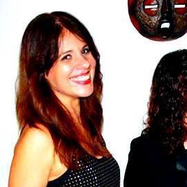 Passionate about Social Media Mrktng, IT and Politics. Venezolana,  indignada, reveindicadora.