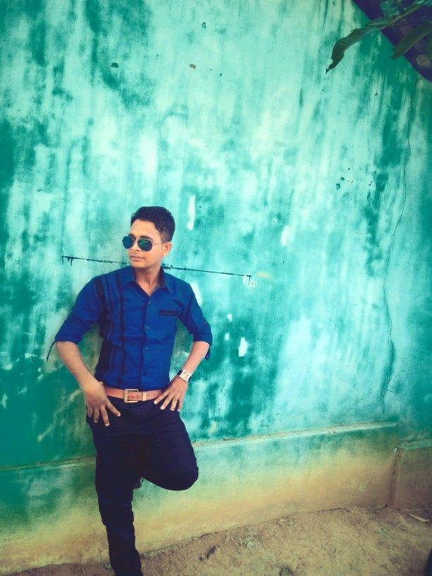 malayhaldar743's profile picture. 