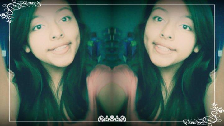 Hello,follow me & follow you! l Love Im5 & One direction, #DirectionerForever & love Unicorns :) l'm funny & good person!! ☺❤✌✊✋