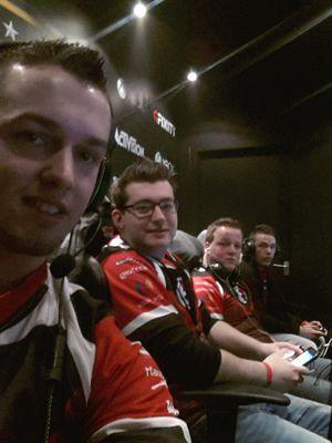 Dutch Competitive CoD player | ReflexGT 12 winner! | CoD Champs EU Regional Finalist