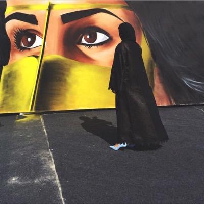 سابقى انثى راااقيهه ترسسم صصورة تربيتههآأ لـ الأبد ❤️