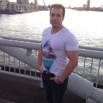 Ik heet Arwin uit Iran (Shiraz) ik woon in Nederland, Limburg, Roermond, ik ben als kleding ontwerper.