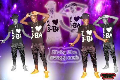 That's meeeeeeeeeee, i'm swagg..... Follow me @nickyswag3 this my page on facebook like like!!! https://t.co/HJHRc9X5HP