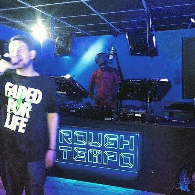 McstonedSm's profile picture. up and coming Drum N Bass Mc ... hit me up on :facebook stoned mason  Hotmail chris_mass69@hotmail.co.uk https://t.co/DKmmH7zwnT  holdtight !!