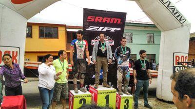 Sancarlista de 16 años apasionado por las bicicletas y los deportes extremos.