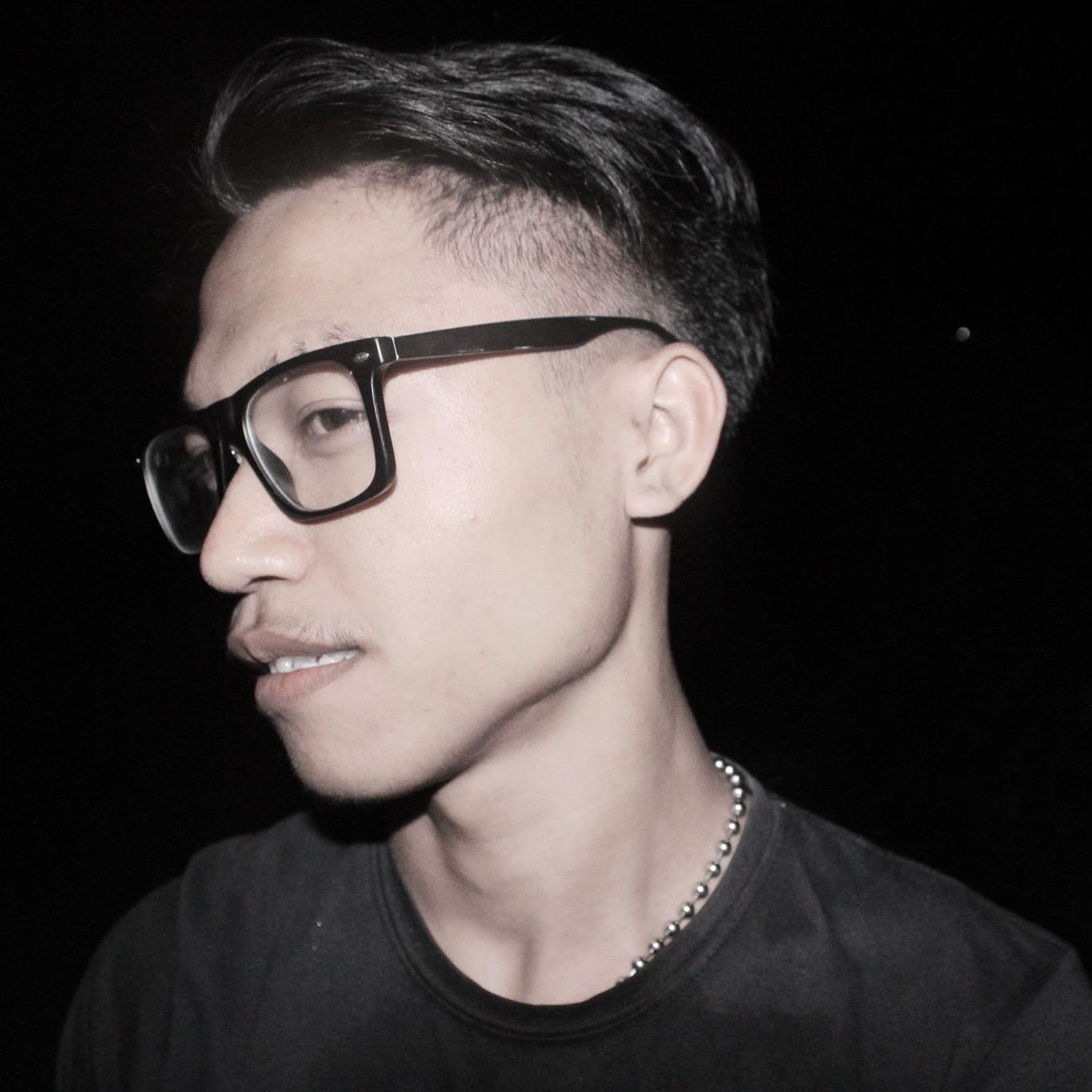 Keep Smile # Foolback ? # Mention dulu baru di Follback :)