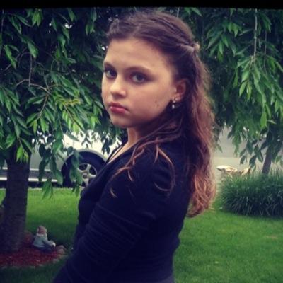 instagram-kelseyangels, youtube-not sure, vine- kelsey99919, Ask.fm- kelseymengel, Snapchat-kelsey99919
