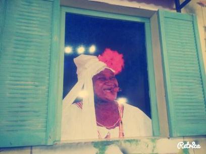 angelico_lilly's profile picture. mi sono seduta sulla riva del fiume...
ma passano solo amici (cit)