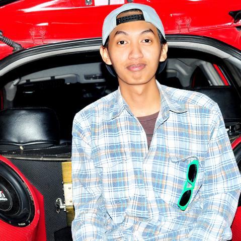 @KONTAK_team | MIB-ADE'PITUE  | STMIK DIPANEGARA MAKASSAR  | Path : Arhy jauhary