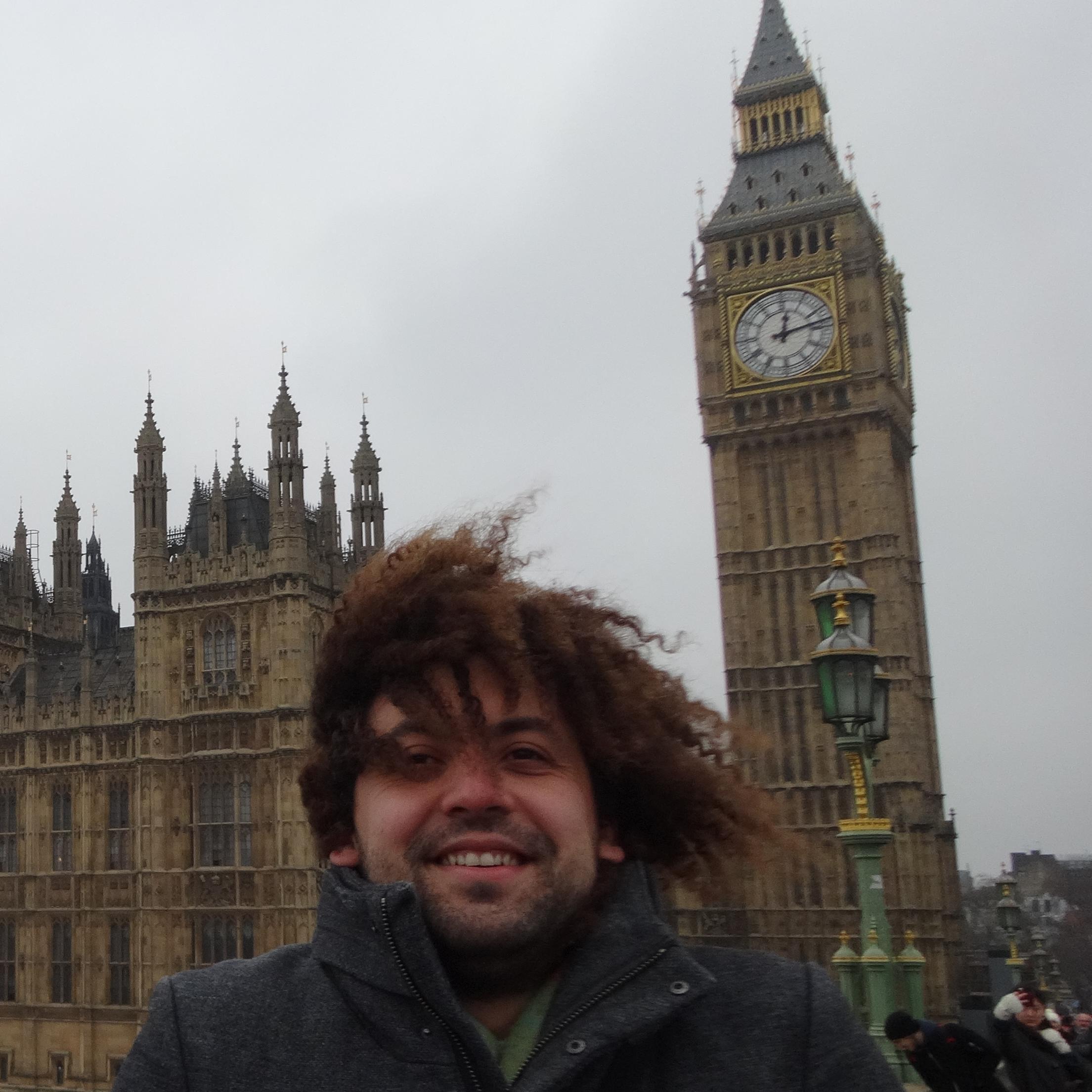 PhysYacine's profile picture. 