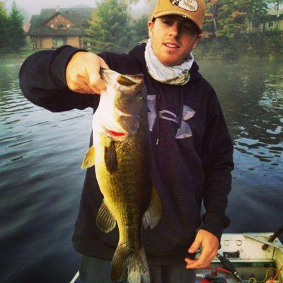 hook_setter_'s profile picture. Fishing for a pro title! Follow my journey! Instagram: hook_setter_    Fishing inquiries: explurefishing@gmail.com