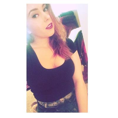 bk_xoxox's profile picture. The world will break your heart ten ways to Sunday, that's guaranteed.