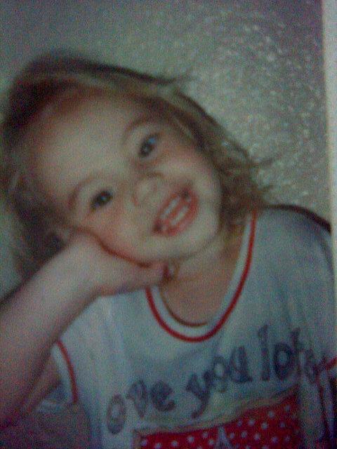 ChaneCilliers's profile picture. Holy Holy Holy is the Lord God Almighty,who was and is and is to come,in all creation I sing,praise to the King of kings! ♥