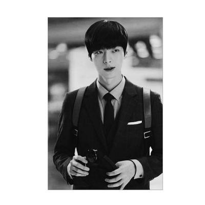 « Just Taemin. »