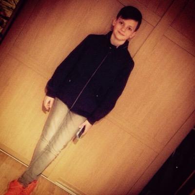 Check out my youtube channle and if u like it drop a sub https://t.co/VKS29U8B7U Girlfriend: Ava Teale 3