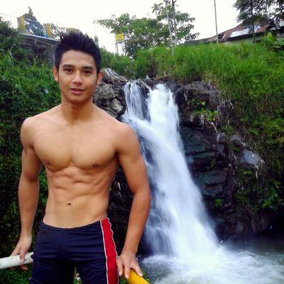 Reiner_Senduk's profile picture. 