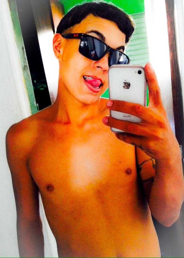 Comigo quem quizer contra min quem pude ,