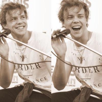 He plays guitar but I'm into drummers (12/07)