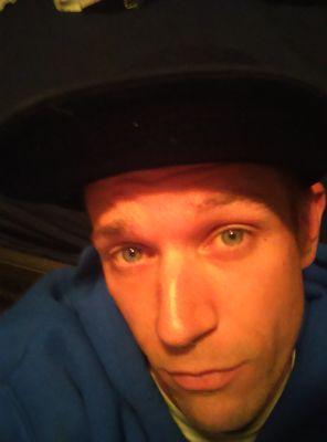 rwalters7784's profile picture. Savey Traveler