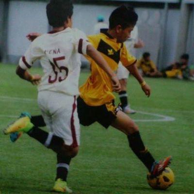 Gracias a Dios por darme un gran talento 
(Jugar al fútbol)