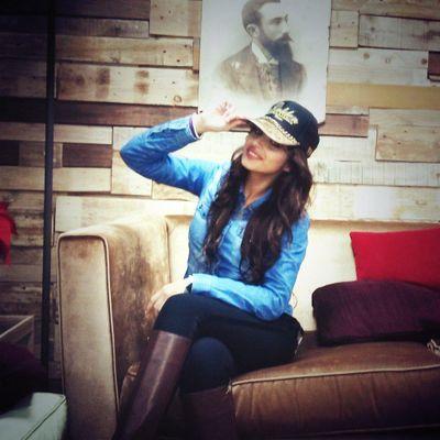 Santy_GHVIP_'s profile picture. CF de Santy, para mi es la mejor, es mi ganadora de GH VIP, es perfecta vale millones. Santy y Ares las mejores 100% chirlista