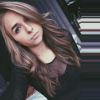 jennnxpennMM's profile picture. YouTuber with some secrets.