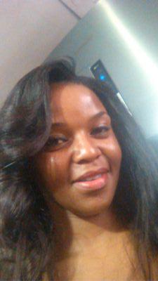 entertainer, dancer, family gal, business minded. I loveee cooking n baking, those r my hobbies♥