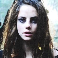 Hi I'm Libby and I am 16 and from Italy, but currently living in NYC !!!!! I love Kaya Scodelario Skins Misfits AHS Miley Cyrus and Jennifer Lawrence